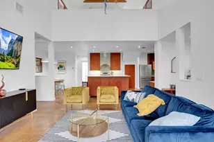 613 Indianola St, San Antonio, TX 78210 - Photo 3