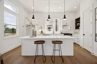 2806 Mills St, Houston, TX 77026 - Photo 9