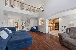 394 Dover Ln, League City, TX 77573 - Photo 9