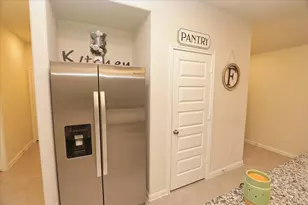 2051 W Darlington Oak Ct, Conroe, TX 77304 - Photo 19