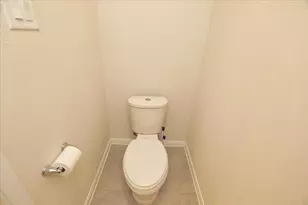 2051 W Darlington Oak Ct, Conroe, TX 77304 - Photo 31