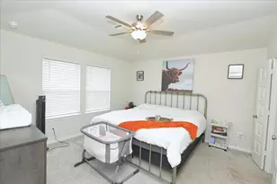 2051 W Darlington Oak Ct, Conroe, TX 77304 - Photo 23