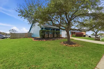 2078 Midlane Drive, Conroe, TX 77301 - Photo 15