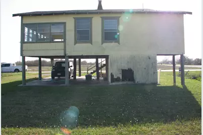 1219 Monument, Freeport, TX 77541 - Photo 3
