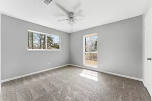 210 Bybee Dr, Conroe, TX 77301 - Photo 25