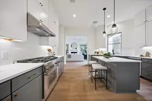5329 Dora St, Houston, TX 77005 - Photo 13