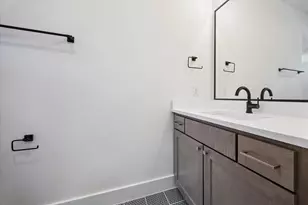 5329 Dora St, Houston, TX 77005 - Photo 37
