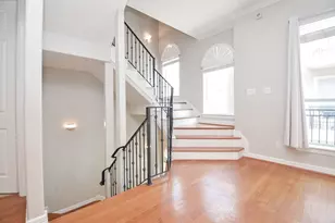 1148 W 25th St, Houston, TX 77008 - Photo 7