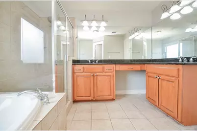 1148 W 25th Street #G, Houston, TX 77008 - Photo 23