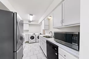 361 N Post Oak Ln, Houston, TX 77024 - Photo 11