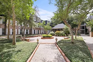 361 N Post Oak Ln, Houston, TX 77024 - Photo 23