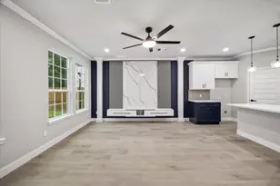 938 South St, Houston, TX 77088 - Photo 7