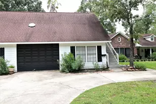 1702 Cougar Creek St, Conroe, TX 77385 - Photo 13