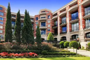 5005 Hidalgo St, Houston, TX 77056 - Photo 3