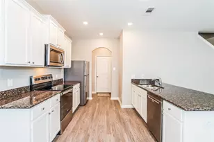 26119 Hals Dr, Magnolia, TX 77355 - Photo 7