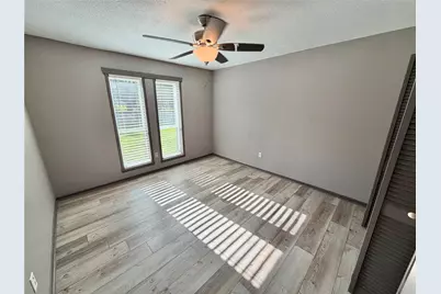 1809 N Valderas Street, Angleton, TX 77515 - Photo 11