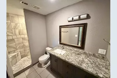 1809 N Valderas Street, Angleton, TX 77515 - Photo 15