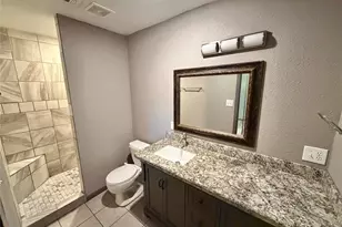 1809 N Valderas St, Angleton, TX 77515 - Photo 15