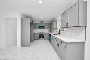 1138 Nancy St, Pearland, TX 77581 - Photo 11