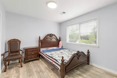 15119 Plaza Libre Drive, Houston, TX 77083 - Photo 17