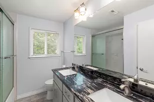 15119 Plaza Libre Dr, Houston, TX 77083 - Photo 25