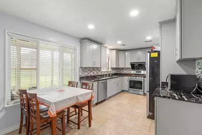 15119 Plaza Libre Drive, Houston, TX 77083 - Photo 7