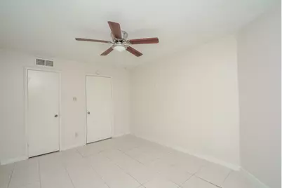 9700 Leawood Boulevard #1601, Houston, TX 77099 - Photo 23