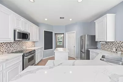 12926 Bedford Falls Drive, Cypress, TX 77429 - Photo 9
