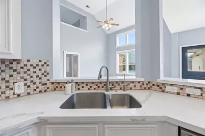 12926 Bedford Falls Drive, Cypress, TX 77429 - Photo 11