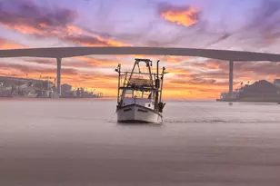 1867 County Rd 291, Sargent, TX 77414 - Photo 11