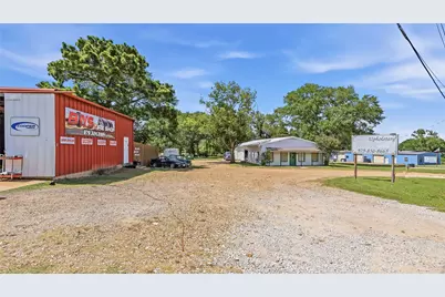 1301 Highway 105, Brenham, TX 77833 - Photo 21