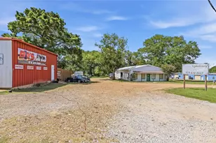 1301 Hwy 105, Brenham, TX 77833 - Photo 21