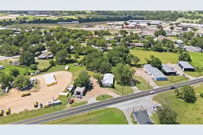 1301 Highway 105, Brenham, TX 77833 - Photo 9