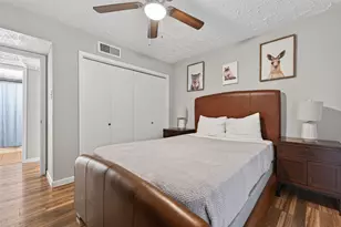 10555 Turtlewood Ct, Houston, TX 77072 - Photo 21