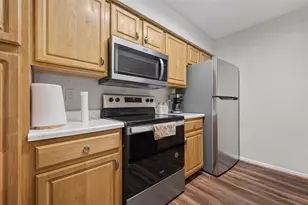 10555 Turtlewood Ct, Houston, TX 77072 - Photo 9