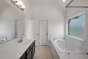 11403 Galway Grv Dr, Houston, TX 77047 - Photo 13