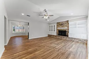 2126 Eagle Point Rd, Crosby, TX 77532 - Photo 5