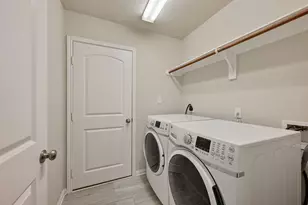 2117 Stubbs Dr, Bryan, TX 77807 - Photo 15