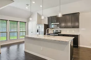 2117 Stubbs Dr, Bryan, TX 77807 - Photo 3