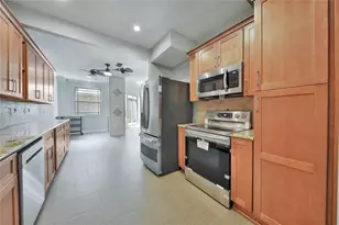 652 N Eldridge Pkwy, Houston, TX 77079 - Photo 11