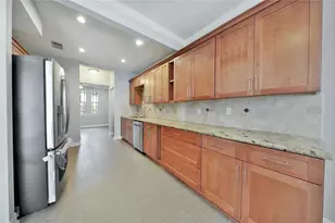 652 N Eldridge Pkwy, Houston, TX 77079 - Photo 11