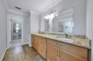 652 N Eldridge Pkwy, Houston, TX 77079 - Photo 17