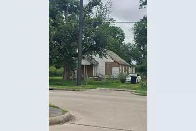 6718 Lockwood Drive, Houston, TX 77028 - Photo 1