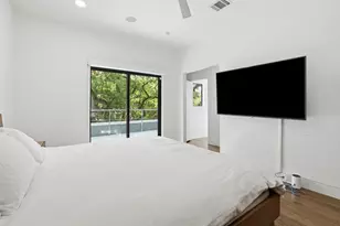 2412 Helena St, Houston, TX 77006 - Photo 35