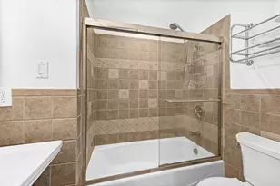 5200 Weslayan St, Houston, TX 77005 - Photo 19
