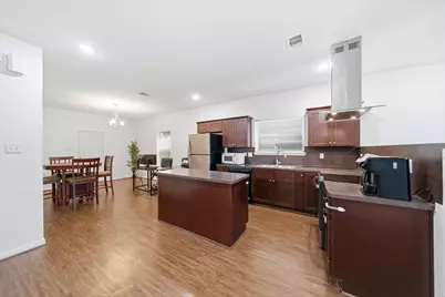 4528 Mayflower Street #A/B, Houston, TX 77051 - Photo 9