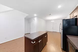 4528 Mayflower St, Houston, TX 77051 - Photo 7