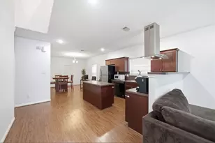 4528 Mayflower St, Houston, TX 77051 - Photo 5