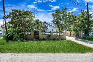 7908 John St, Houston, TX 77012 - Photo 3