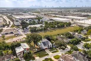 1310 Story St, Houston, TX 77055 - Photo 49